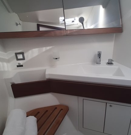 Beneteau Oceanis 46.1