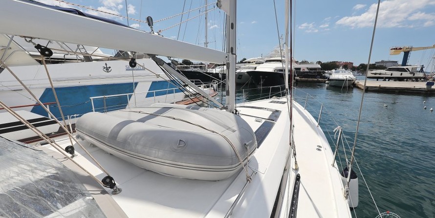 Beneteau Oceanis 51.1
