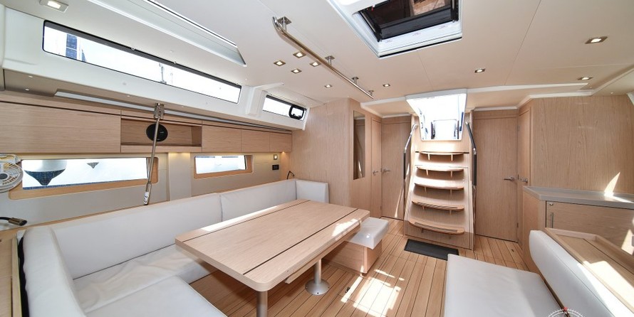 Beneteau Oceanis 51.1