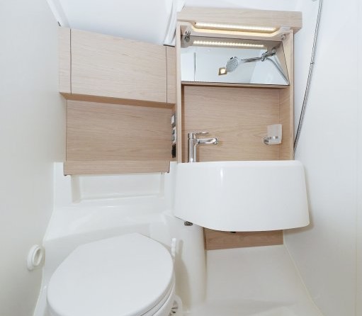 Beneteau Oceanis 51.1