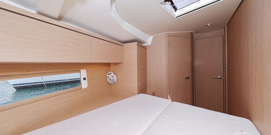 Beneteau Oceanis 51.1