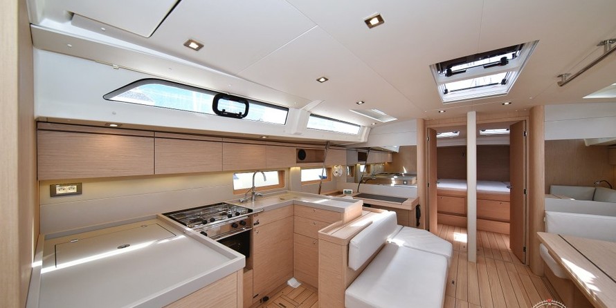 Beneteau Oceanis 51.1