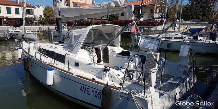 Beneteau Oceanis 38.1