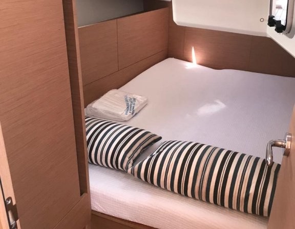 Jeanneau Sun Odyssey 410