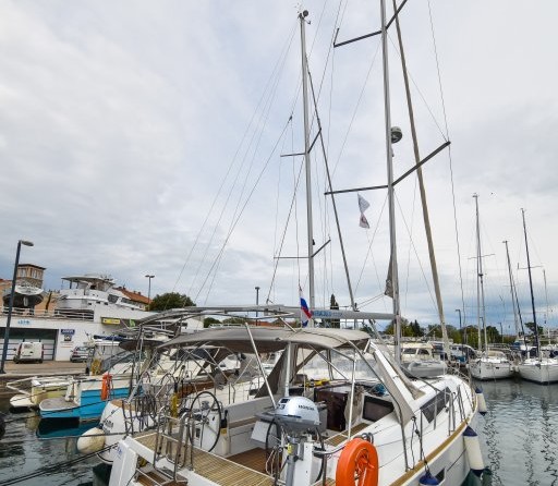 Beneteau Oceanis 41