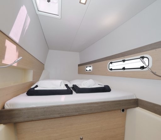 Bali catamarans 4.0 lounge