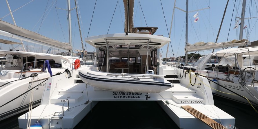 Bali catamarans 4.0 lounge