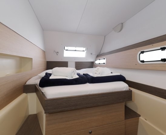 Bali catamarans 4.0 lounge