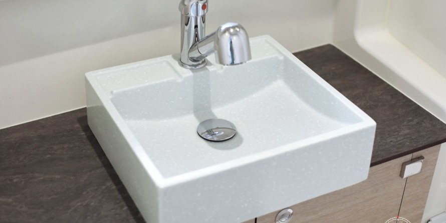 Bali catamarans 4.0 lounge