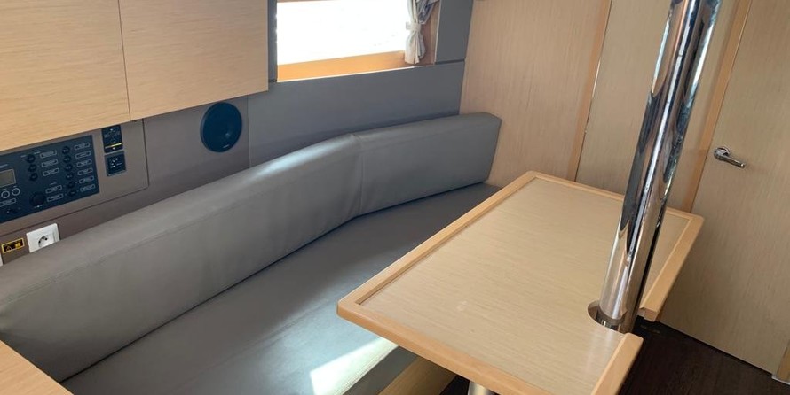 Beneteau Oceanis 35.1