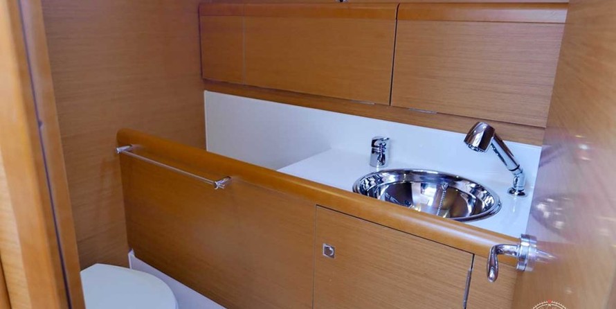 Jeanneau Sun Odyssey 33i