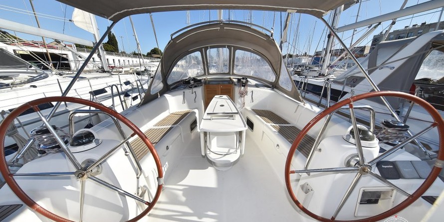 Beneteau Oceanis 40