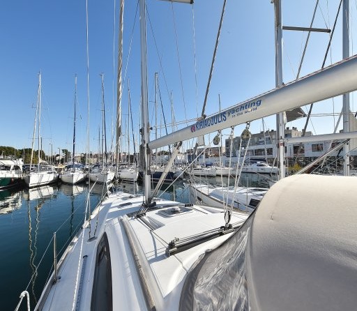 Beneteau Oceanis 40
