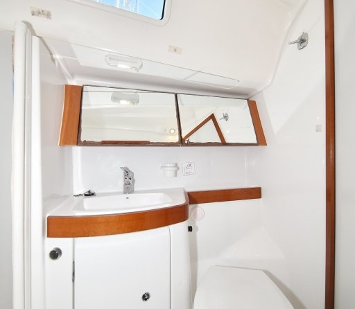 Beneteau Oceanis 40