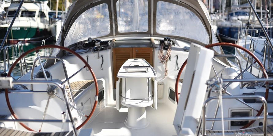 Beneteau Oceanis 40