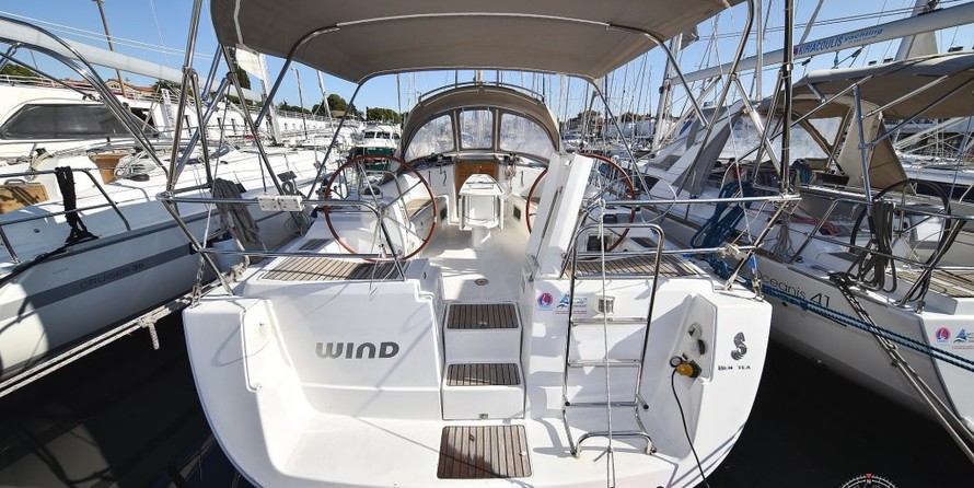 Beneteau Oceanis 40