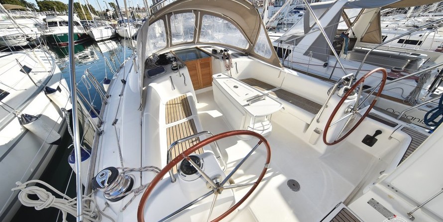 Beneteau Oceanis 40