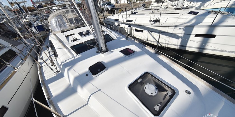 Beneteau Oceanis 40