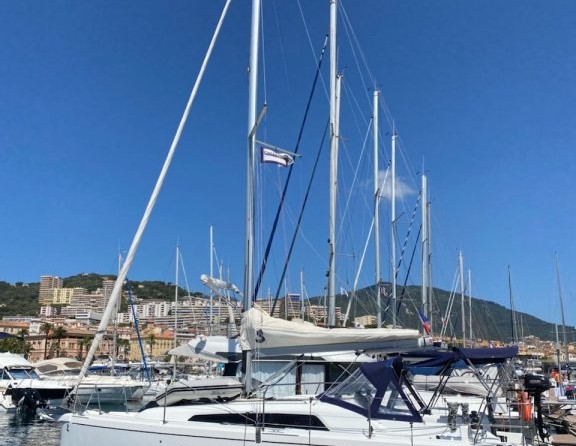 Beneteau Oceanis 30.1
