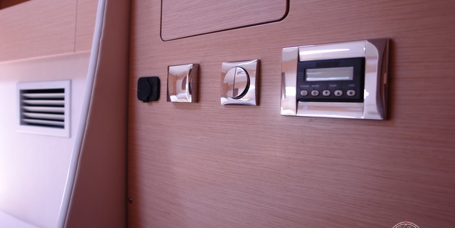 Fountaine Pajot Lipari 41