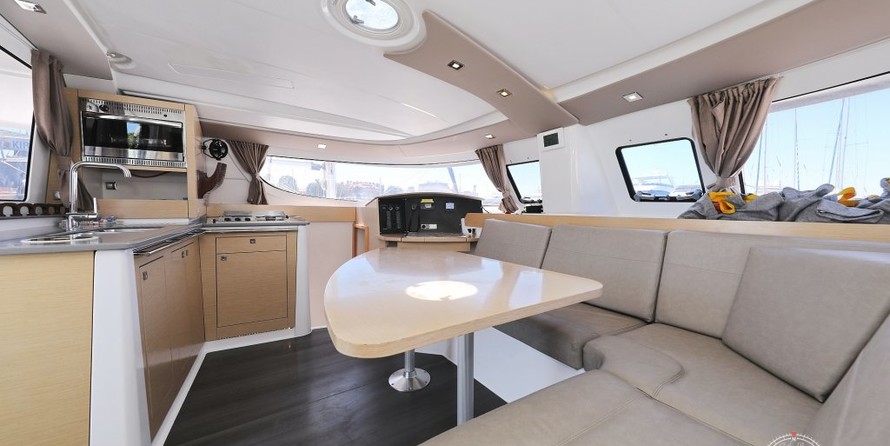 Fountaine Pajot Lipari 41