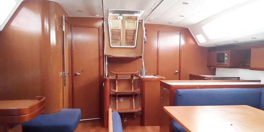 Beneteau Oceanis 54