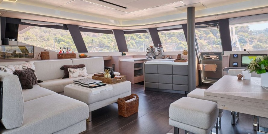 Fountaine Pajot Alegria 67