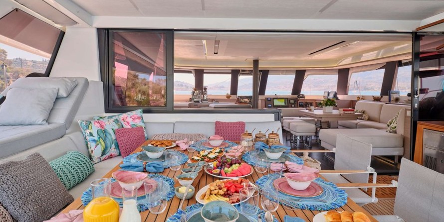 Fountaine Pajot Alegria 67