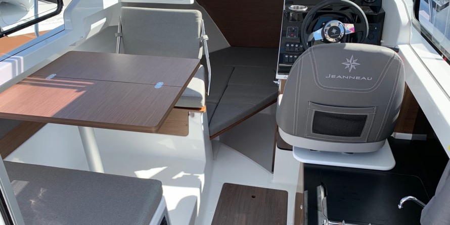 Jeanneau Merry Fisher 695