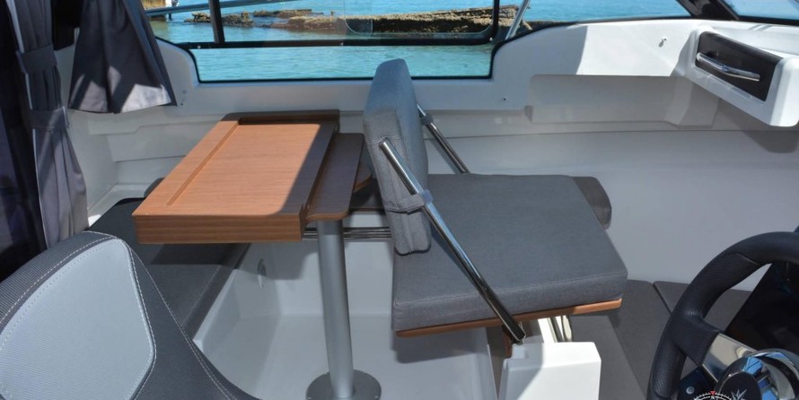 Jeanneau Merry Fisher 695