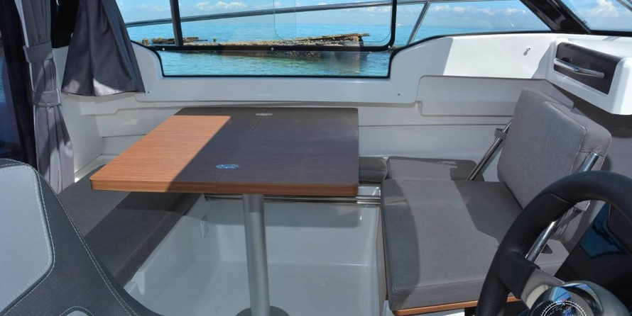 Jeanneau Merry Fisher 695