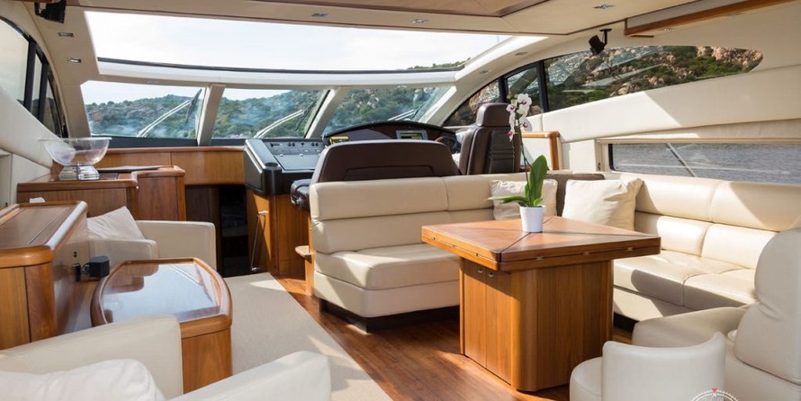 Sunseeker Predator 72