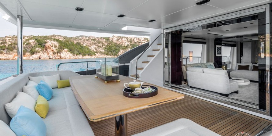 Azimut Grande 27 METRI