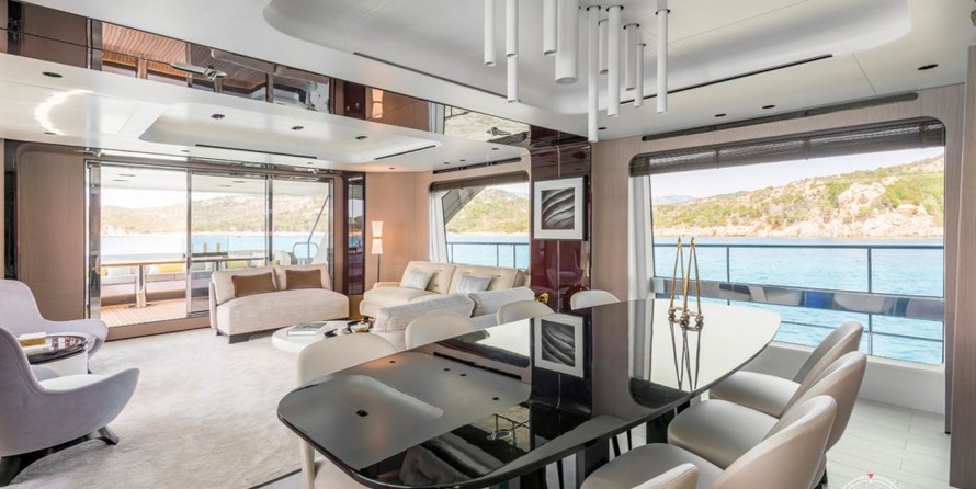 Azimut Grande 27 METRI