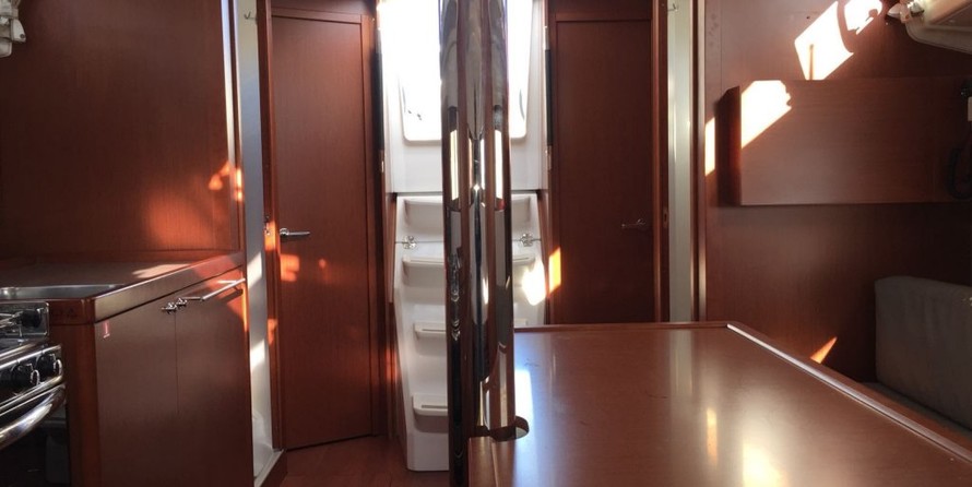 Beneteau Oceanis 38.1