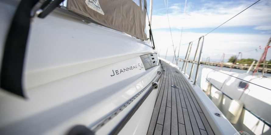 Jeanneau 54