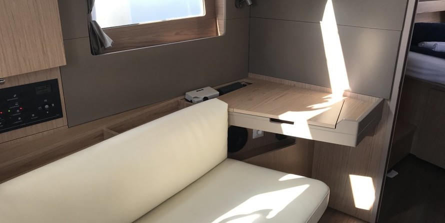 Beneteau Oceanis 41.1