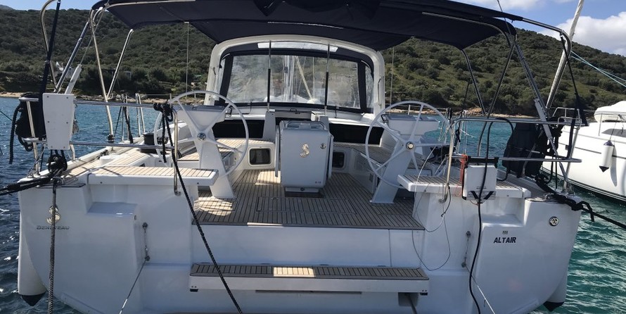 Beneteau Oceanis 51.1