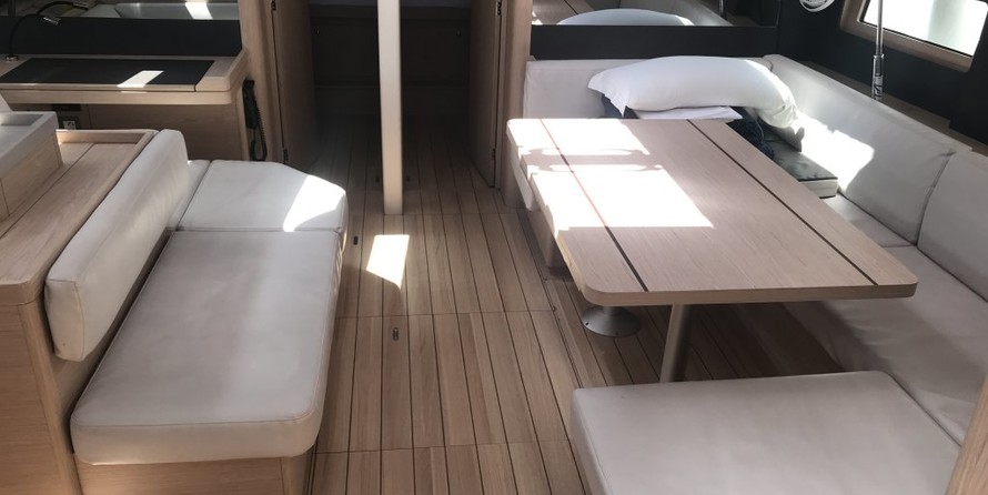 Beneteau Oceanis 51.1