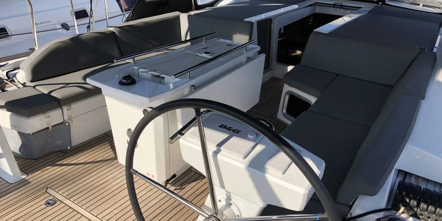 Beneteau Oceanis 51.1