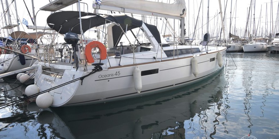 Beneteau Oceanis 45