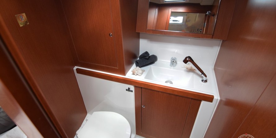 Beneteau Oceanis 41.1