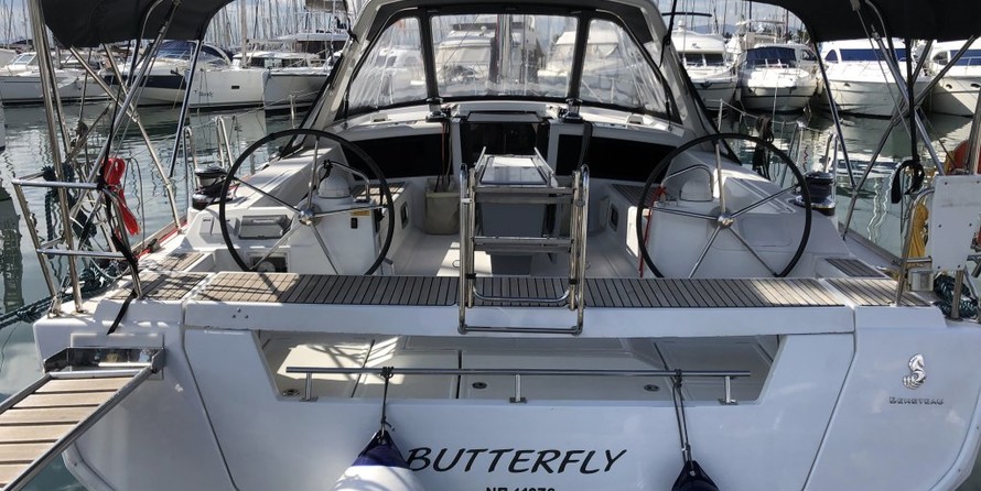 Beneteau Oceanis 48