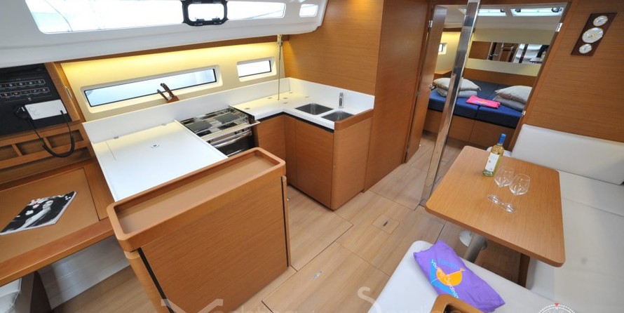 Jeanneau Sun Odyssey 440