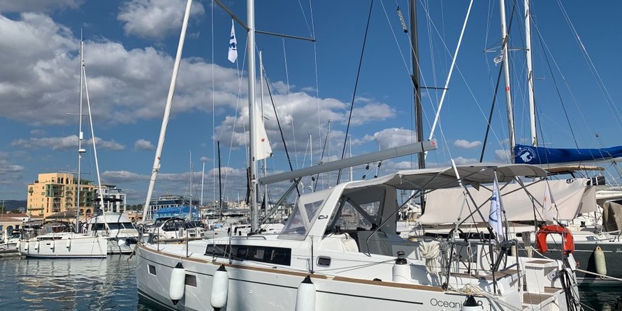 Beneteau Oceanis 38.1