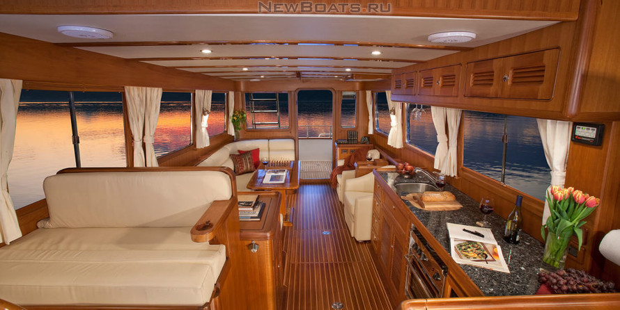 Selene 42 Voyager Sedan