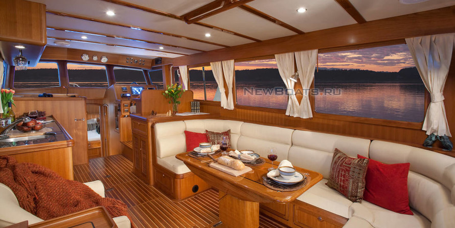 Selene 42 Voyager Sedan