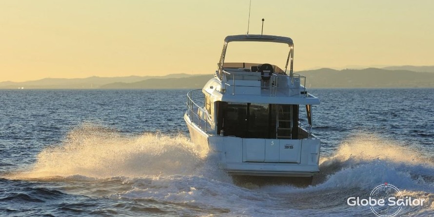 Beneteau Swift Trawler 35