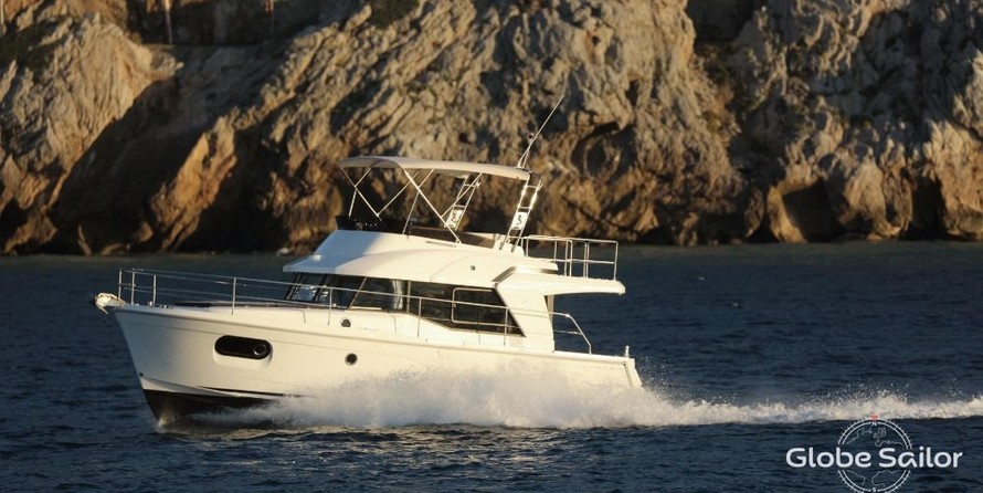 Beneteau Swift Trawler 35