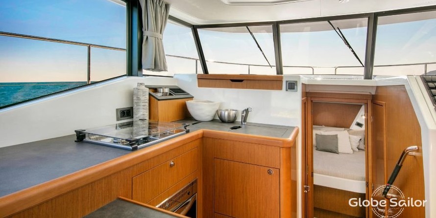 Beneteau Swift Trawler 35